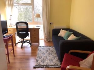 Sitting Room- click for photo gallery